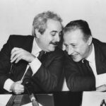 Il santino in tasca e il vuoto dentro: la retorica del “Giovanni e Paolo” santino tasca vuoto dentro giovanni paolo